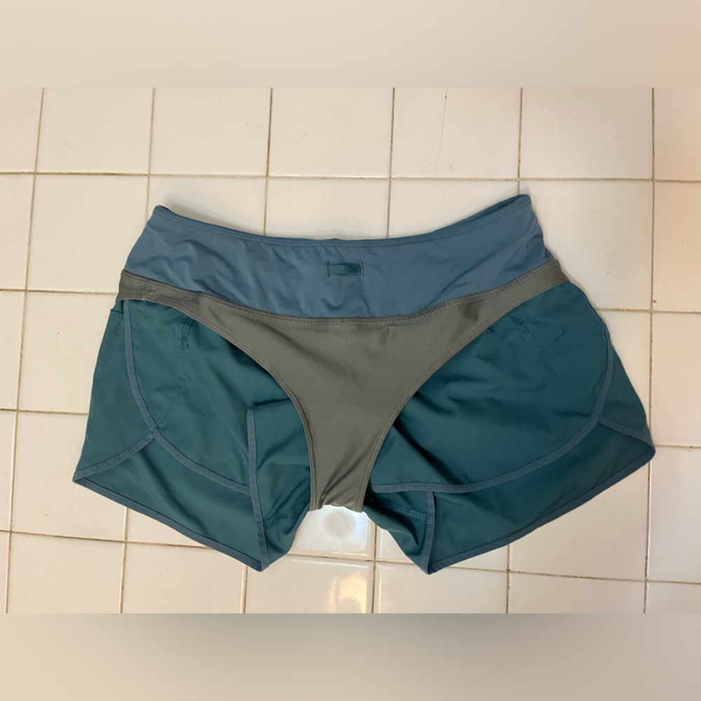 Patagonia women’s running shorts - Picture 5 of 6